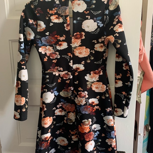 Abercrombie & Fitch Floral Long Sleeve Mini Dress - Picture 3 of 3